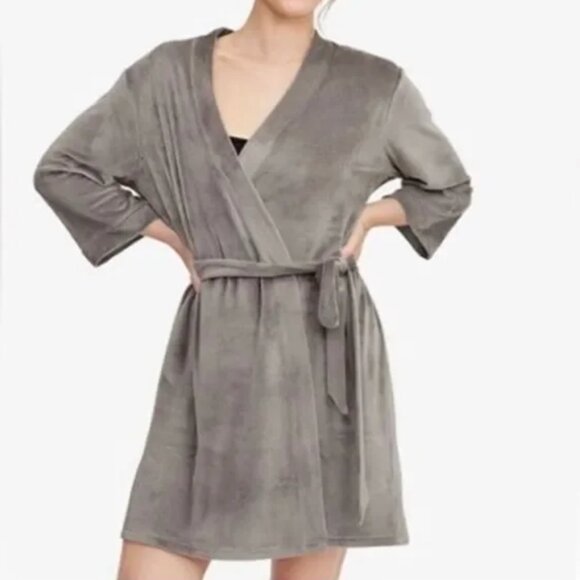 Splendid Velour Robe | Size L/XL - Picture 5 of 6